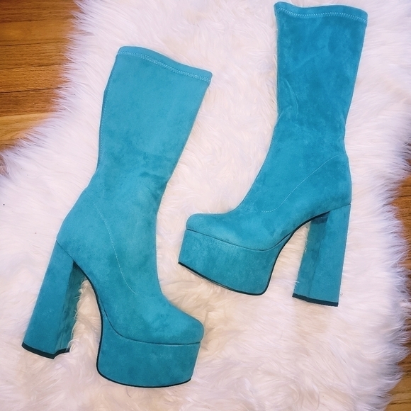 BLUE SUEDE PLATFORM BOOTS - Picture 5 of 13